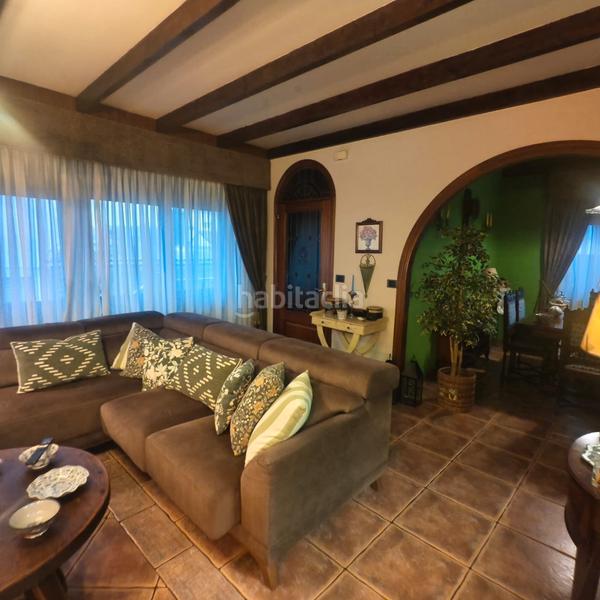 Foto 886ff3c6-6816-42ba-8cc9-57abd0e056ab. Chalet en Pastoriza Arteixo