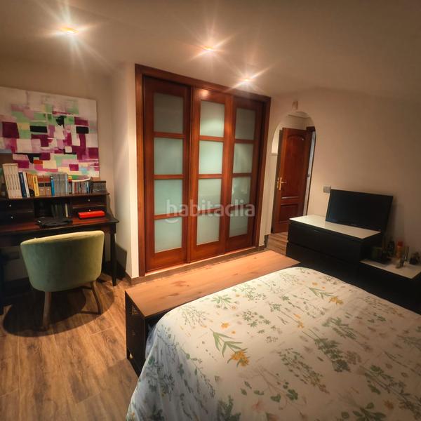 Foto a693ab15-6c92-44fb-96ee-77befb1c0905. Chalet en Pastoriza Arteixo