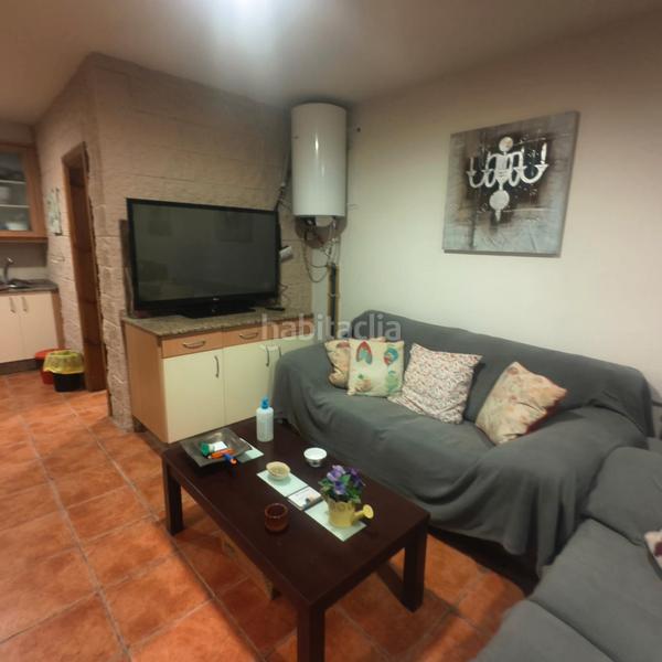 Foto 536e4412-b1e0-4fc2-9af6-1e2b2954921d. Xalet amb xemeneia calefacció aparcament a Pastoriza Arteixo