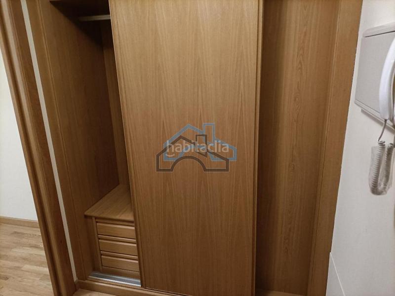 Foto a7e2e102-ea6e-4ca4-911c-702903e68b34. Location appartement avec chauffage parking dans Cambre