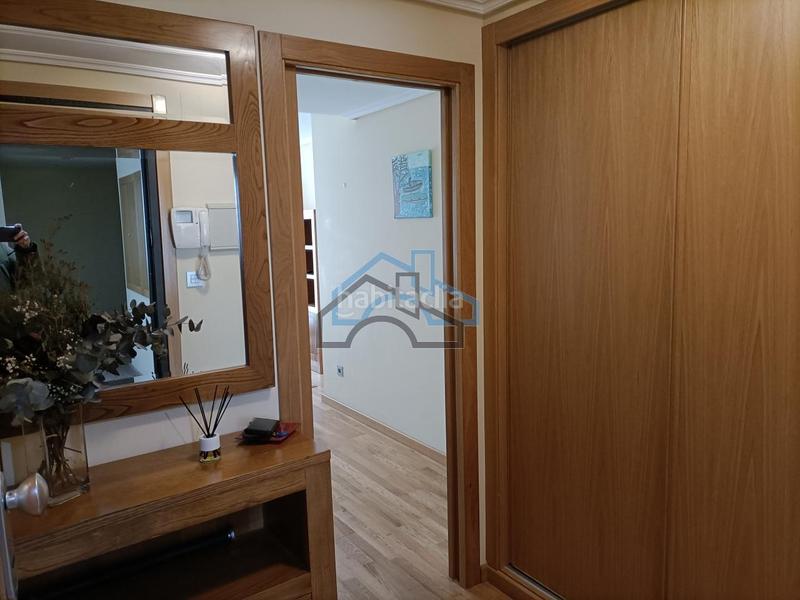 Foto f0e7ff48-d2dc-4596-9e43-c47443009226. Location appartement avec chauffage parking dans Cambre