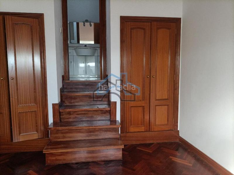 Foto ae310d9e-9d3f-43f7-9913-d1a3561049c1. Casa adosada en Liáns Oleiros