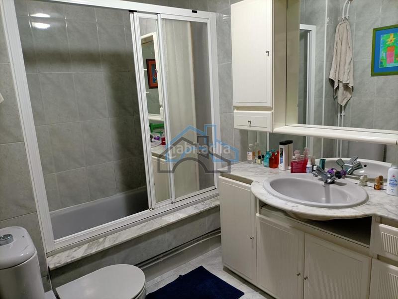Foto e9e0529b-643e-4536-9840-9b3aeaf35ff2. Piso en Cambre