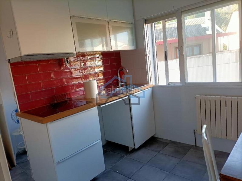 Foto 122877d7-894b-4344-9489-afbcd45e65c8. Piso en Cambre