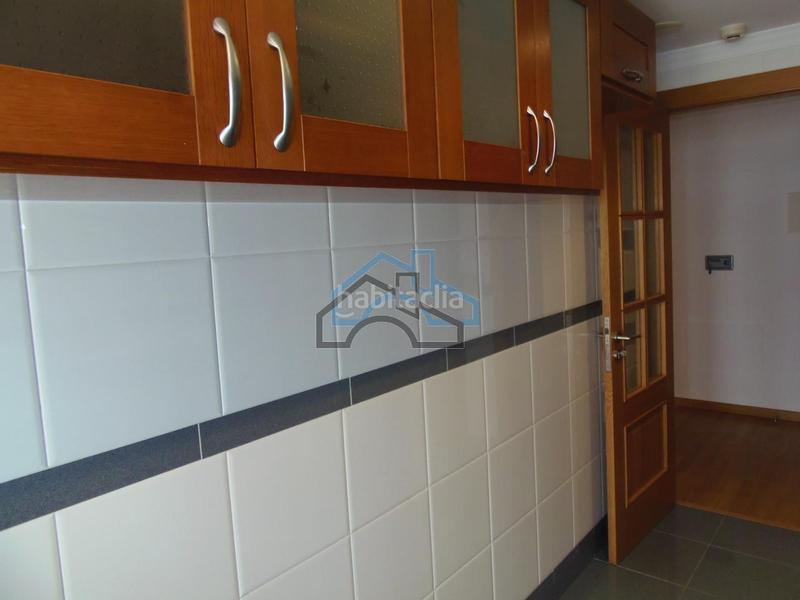 Foto 65ce6827-94b6-49d6-a239-cc5c22044da5. Appartamento con riscaldamento parcheggio in Cambre