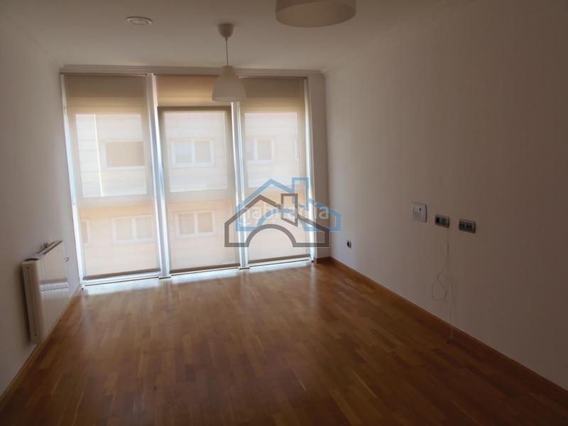 Foto 4378fa30-a087-4a49-bc6e-a18487cfb6e2. Flat with heating parking in Cambre