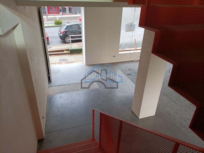 Foto 747e77e6-aa7f-41ed-9999-1bf68e87e497. Lloguer local comercial a Cambre