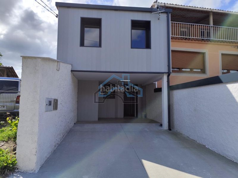 Foto 501acc64-c6c0-4604-8054-3fafd467a242. Rent house in Parroquias Rurales Culleredo