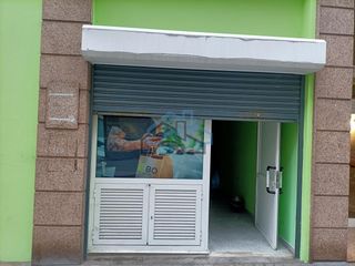 Locale commerciale in Los Castros - Castrillón