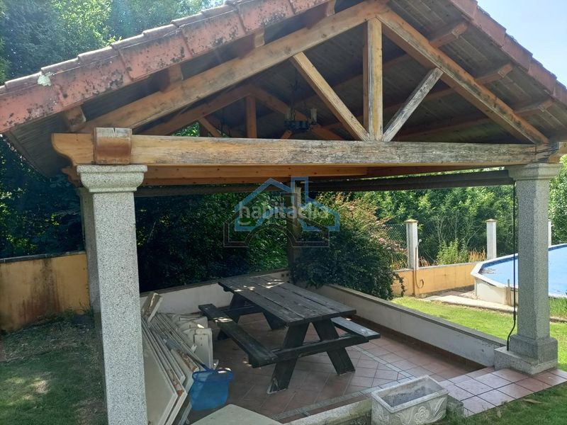 Foto e99e8eca-6201-408a-9874-6e0060344bc3. Xalet amb calefacció aparcament piscina a Cambre
