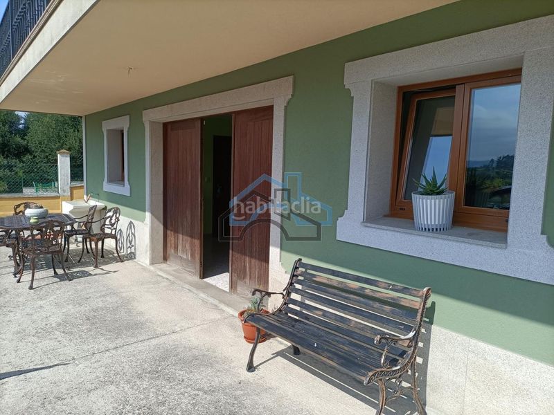 Foto f558d3bf-f093-4c61-9d91-922d4f552b6e. Xalet amb calefacció aparcament piscina a Cambre