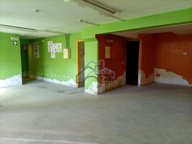 Foto 2e0a463c-29a1-4d3b-92df-408097a18762. Lloguer local comercial a Cambre