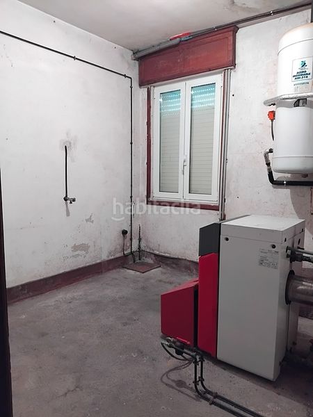 Foto a6ad9554-9236-43ae-b045-4fe6093ac2b3. Casa amb xemeneia calefacció aparcament a Estrada (A)
