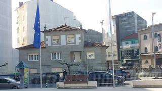 Maison  Avenida benito vigo. Casa en el centro de a estrada