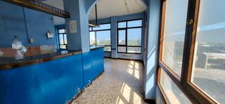 Affitto Locale commerciale in Los Castros - Castrillón. Se alquila amplio local en mirador de los castros