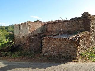 Casa  Lugar pousada. Casa de piedra para rehabilitar en abegondo