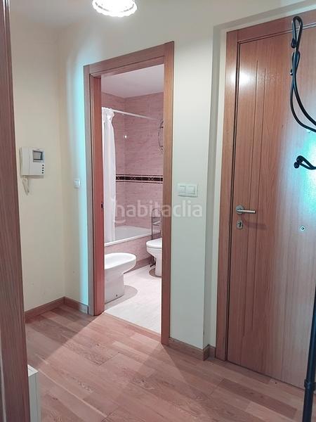 Foto 39a07f00-d730-4f41-8d22-f0dd2bc135ab. Alquiler apartamento en rúa betanzos 14 piso alquiler en Sada