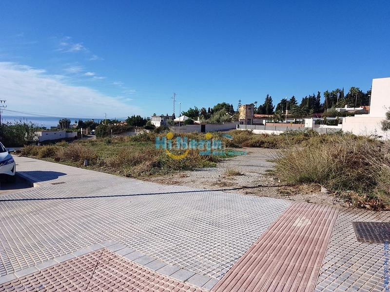 Foto d06400ed-1de2-42ec-8434-e411dad2d6c5. Residential plot in Centro Nerja