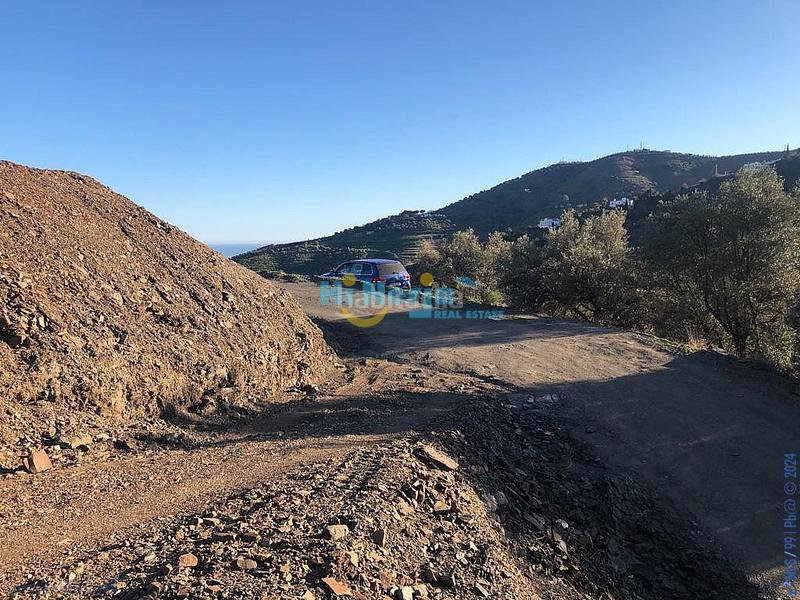 Foto 7f50aca8-fb50-47e8-b18a-aa1984d3e552. Terreno residenziale in Torrox pueblo Torrox