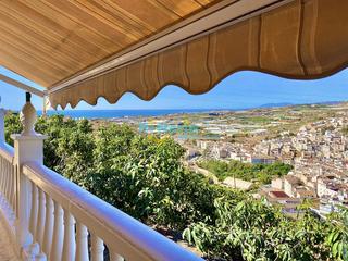 Xalet a Algarrobo Pueblo. Maravillosa villa con impresionantes vistas al mar
