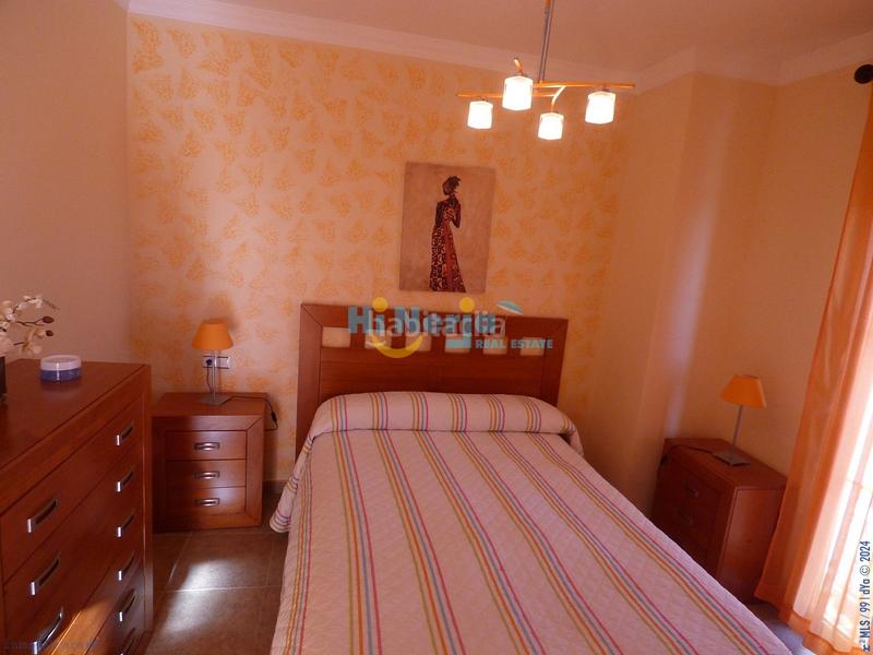 Foto 4d856765-1155-444f-8834-79dcf224e221. Chalet con riscaldamento parcheggio piscina in Centro Nerja