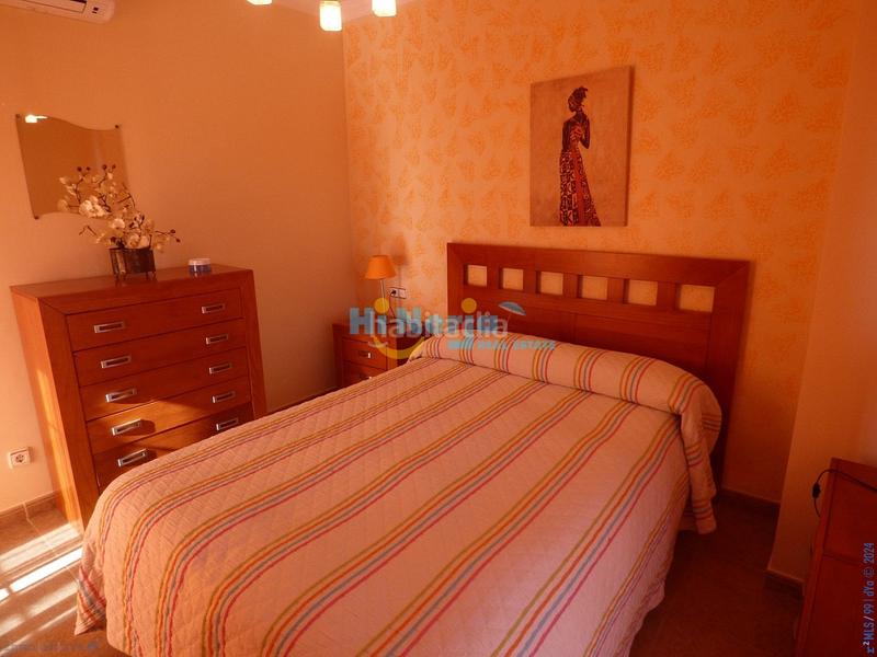 Foto 86ad4f26-b5ac-4e2a-8963-786e69e412ab. Chalet con riscaldamento parcheggio piscina in Centro Nerja