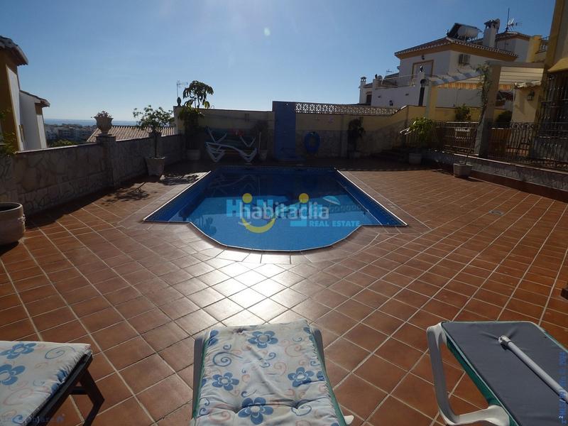 Foto a1a3888a-1bb4-4eb8-96a1-f19bc282b874. Chalet con riscaldamento parcheggio piscina in Centro Nerja