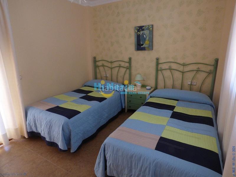 Foto c0aa9250-5c26-4ba6-b5e3-2790f3918add. Chalet con riscaldamento parcheggio piscina in Centro Nerja
