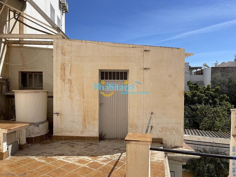 Foto 2a425f07-1511-4a05-b729-d6808dd32c1b. Casa amplia casa en la zona de la ermita. en Centro Nerja