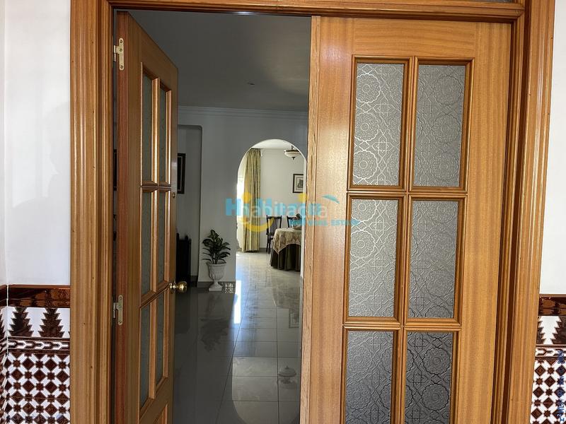 Foto 430b26a8-f091-4982-affa-c1876f22e4eb. Casa amplia casa en la zona de la ermita. en Centro Nerja