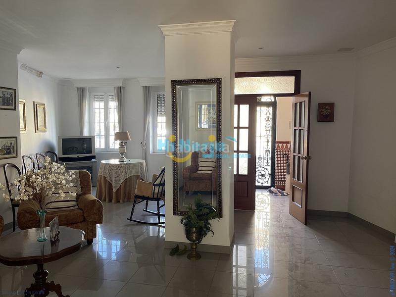 Foto d8dc4641-9f11-4ef4-94ed-42cf2929c13c. Casa amplia casa en la zona de la ermita. en Centro Nerja