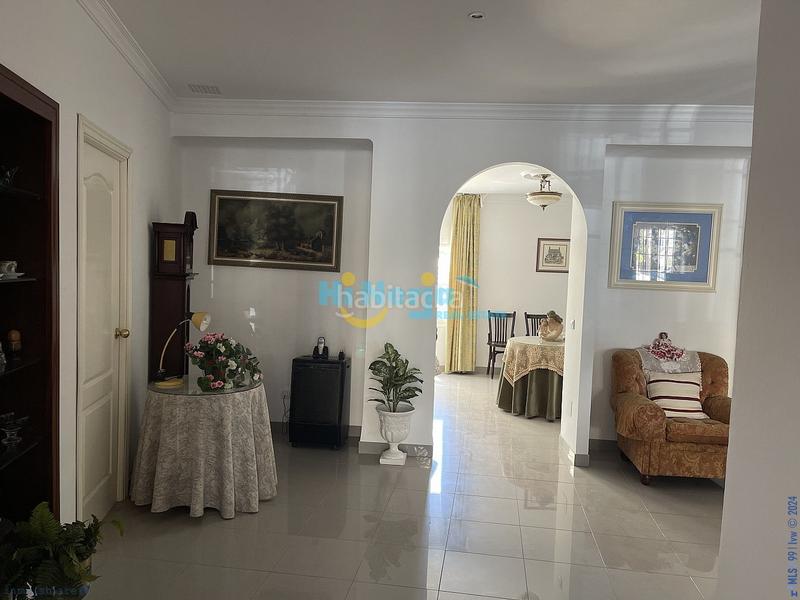 Foto f0c59f31-4df1-43a7-90c4-66cbf050a81c. Casa amplia casa en la zona de la ermita. en Centro Nerja