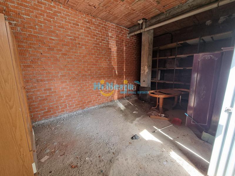 Foto 1b41dc7e-4fb9-4101-8877-346232b8b5fa. Rent business premise in Centro Torre del Mar