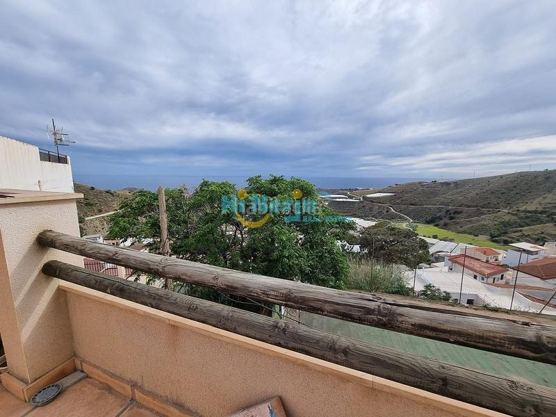 Foto 155c2d68-3dd5-4dfd-ba45-aa5a200668f1. Appartement avec chauffage parking piscine dans Polopos pueblo Polopos