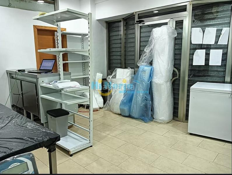 Foto e4012f99-8ce9-4104-9384-7a923085eb95. Local comercial local centro en Camino Algarrobo - Las Arenas Vélez - Málaga