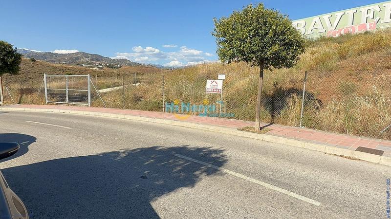 Foto 66ac0c5d-dc34-4906-9c6e-6f318553cdb2. Terreno residencial 2 últimas parcelas en venta. en Vélez - Málaga