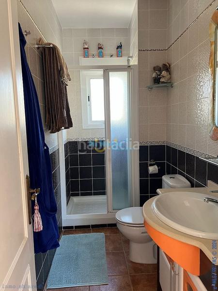 Foto 0db5c21d-dac0-4157-821b-b6c51285a694. Chalet con piscina in Centro Nerja