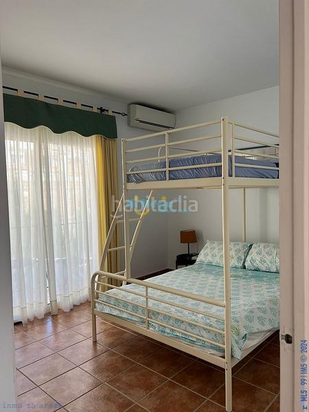 Foto 60acb899-bad5-4228-9373-410b00faa790. Chalet con piscina in Centro Nerja