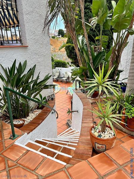 Foto 758598af-6cf0-4bc5-ac5b-9595279e0ee8. Chalet con piscina in Centro Nerja