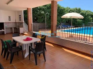 Casa en Almayate Bajo. Finca rustica de 9200 m2 con casa  de 3 dormitorios, piscina, 16