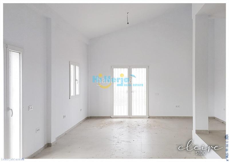 Foto a4ae323e-0a63-44f5-a8bb-983d63d2e7ed. Casa  de campo en obra en Frigiliana