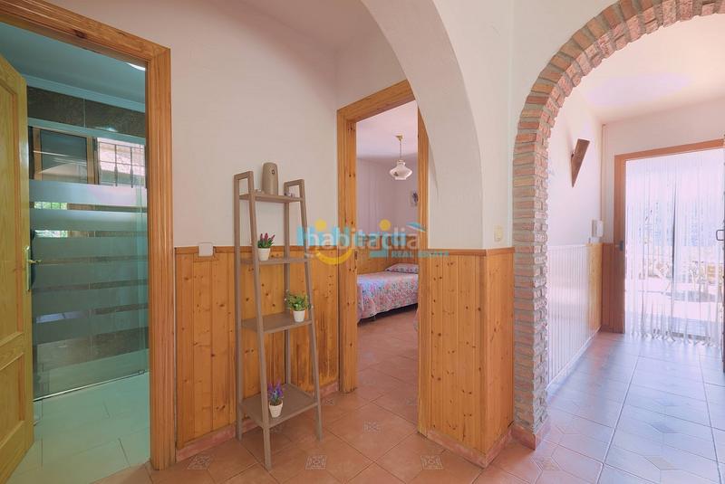Foto d58bc9cc-d4b7-4788-86e9-8dcdbfdb6d5f. Casa con parcheggio piscina in Sayalonga