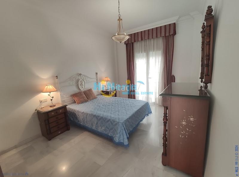 Foto f4176d2b-3014-4f23-a6b2-1c29b764fe03. Casa in Centro Nerja
