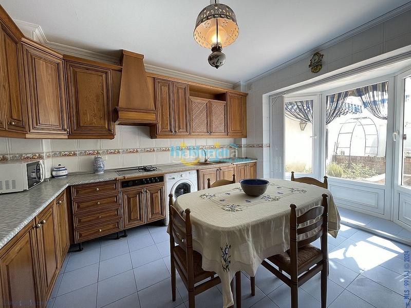 Foto f90ffa42-c33c-4f25-877b-70132ce99637. Casa in Centro Nerja