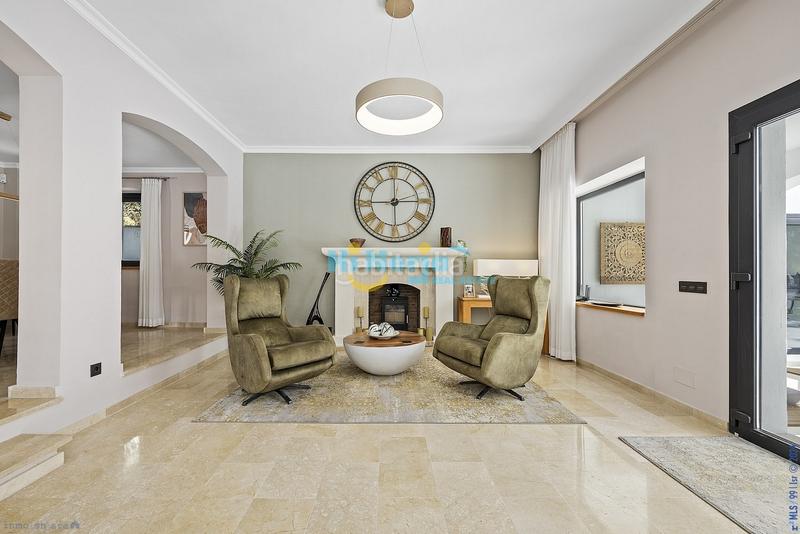 Foto a1fdd2d2-cf87-4334-bafc-af5772f006f1. Casa con parcheggio piscina in Benahavís pueblo Benahavís