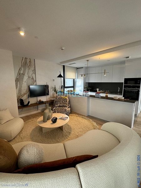 Foto 57ccda73-ee34-4022-b610-841e1f63bef5. Apartament amb aparcament piscina a Centro Histórico Málaga