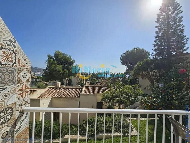 Foto 829a9b98-9cef-4c0b-8553-de7bd1ead632. Casa adosado de una planta con 3 dormitorios, aa, vista al mar, parking en Almuñécar