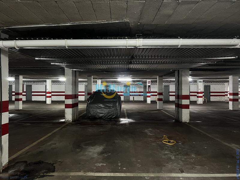 Foto c7718c06-e119-44f0-bef2-23a3d0c260cb. Parking voiture dans El Peñoncillo Torrox