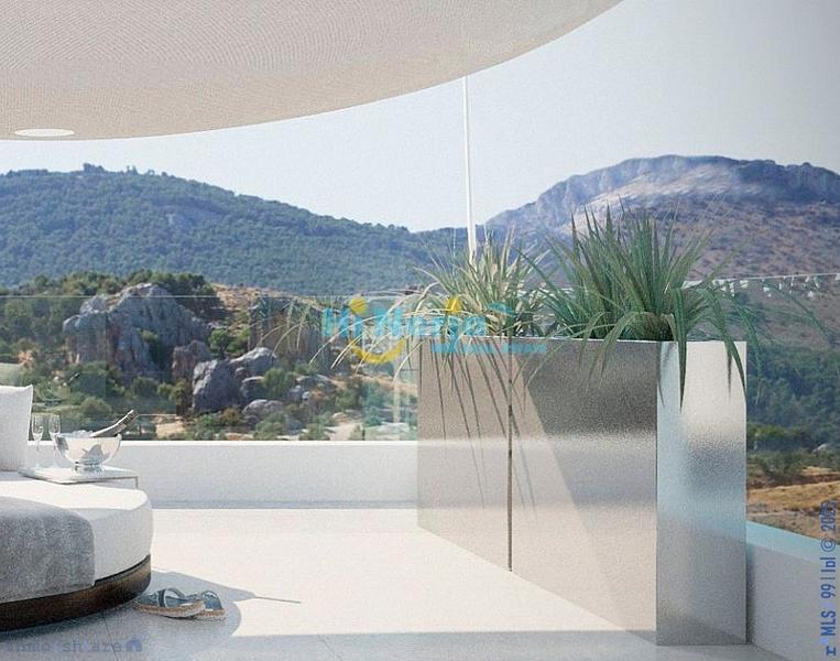 Foto cfb890b0-bb9e-4c65-971e-304646b3abc7. Casa amb aparcament piscina a Centro Nerja
