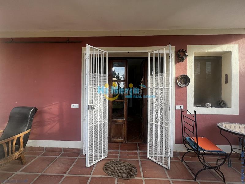 Foto 96b733aa-a47a-4d6c-a421-1c7ba6dd7c39. Casa propiedad en venta en los tablazos en Centro Nerja